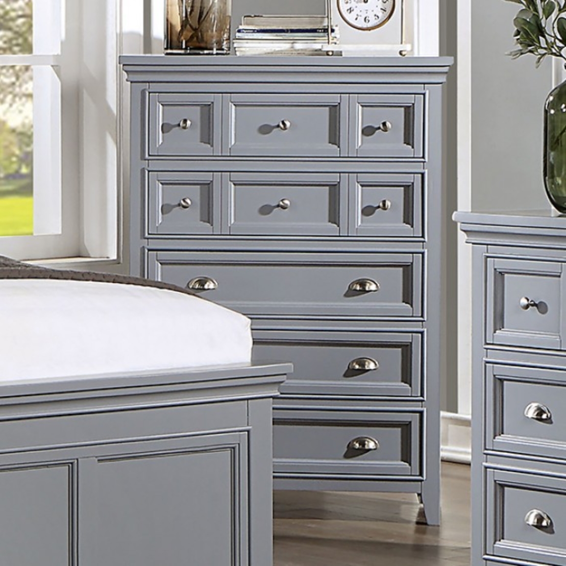 Castlile Transitional Chest
