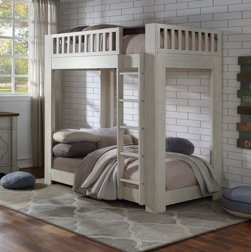 Cedro Bunk Bed with Vertically Slatted Guardrails