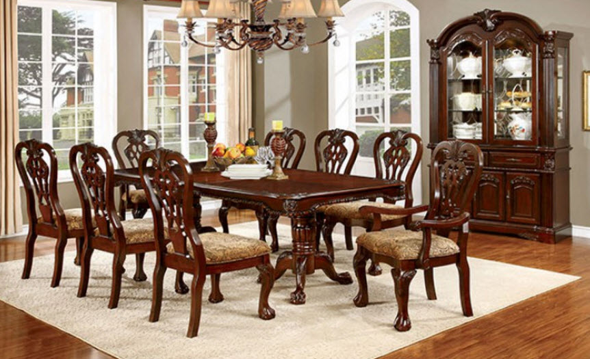 Elana Traditional Extendable Dining Table