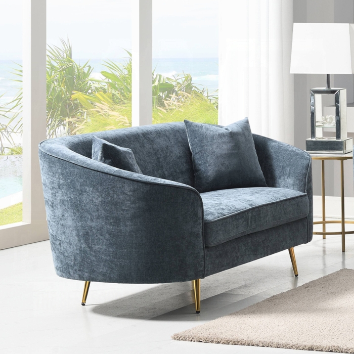Nakendra Sublime Curved Back Loveseat with 2 Pillows