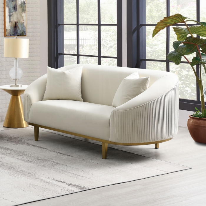 Martina Loveseat with 2 Pillows