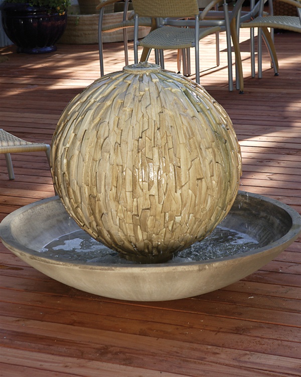 Gist Large Rubix Fountain