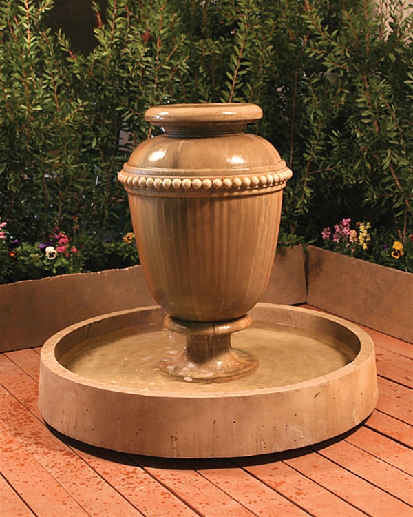 Gist Venetian Fountain