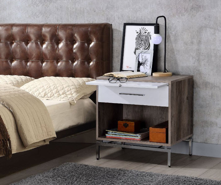 Cistus Weathered Gray Oak Side Table