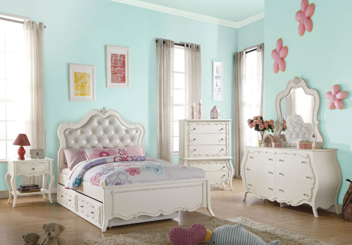 Edalene Platform Bed