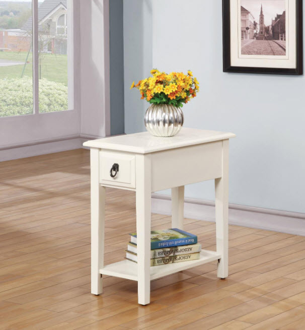 Jeana Casual Style Accent Table