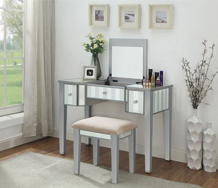 Joyce Mirrored Panel Vanity With Stool
