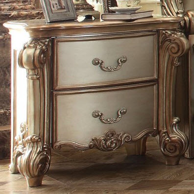 Vendome Traditional Nightstand
