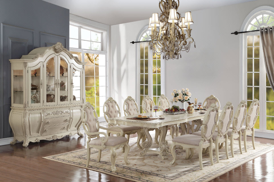 Ragenardus Traditional Style Dining Table with Leaf