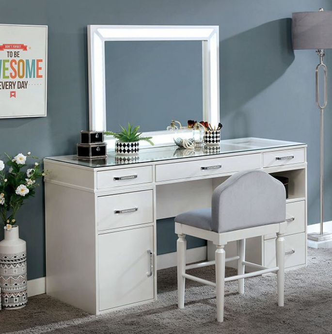 Vickie LED Mirror 3 Piece Vanity Set