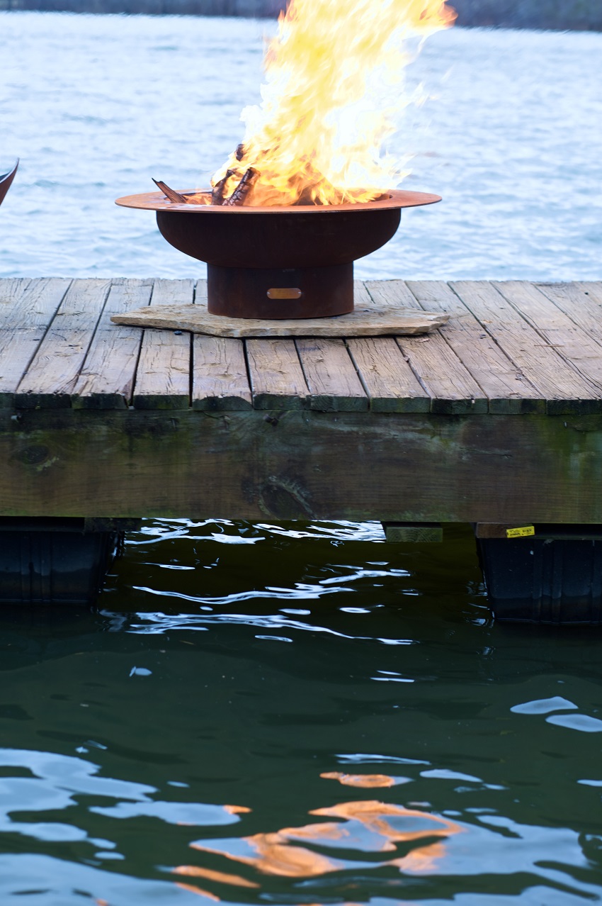 36" Saturn Outdoor Fire Pit 36" Saturn Outdoor Fire Pit